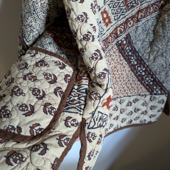 Women's Patterned Teddy Jacket - Brown and Cream - Picture 9 of 9